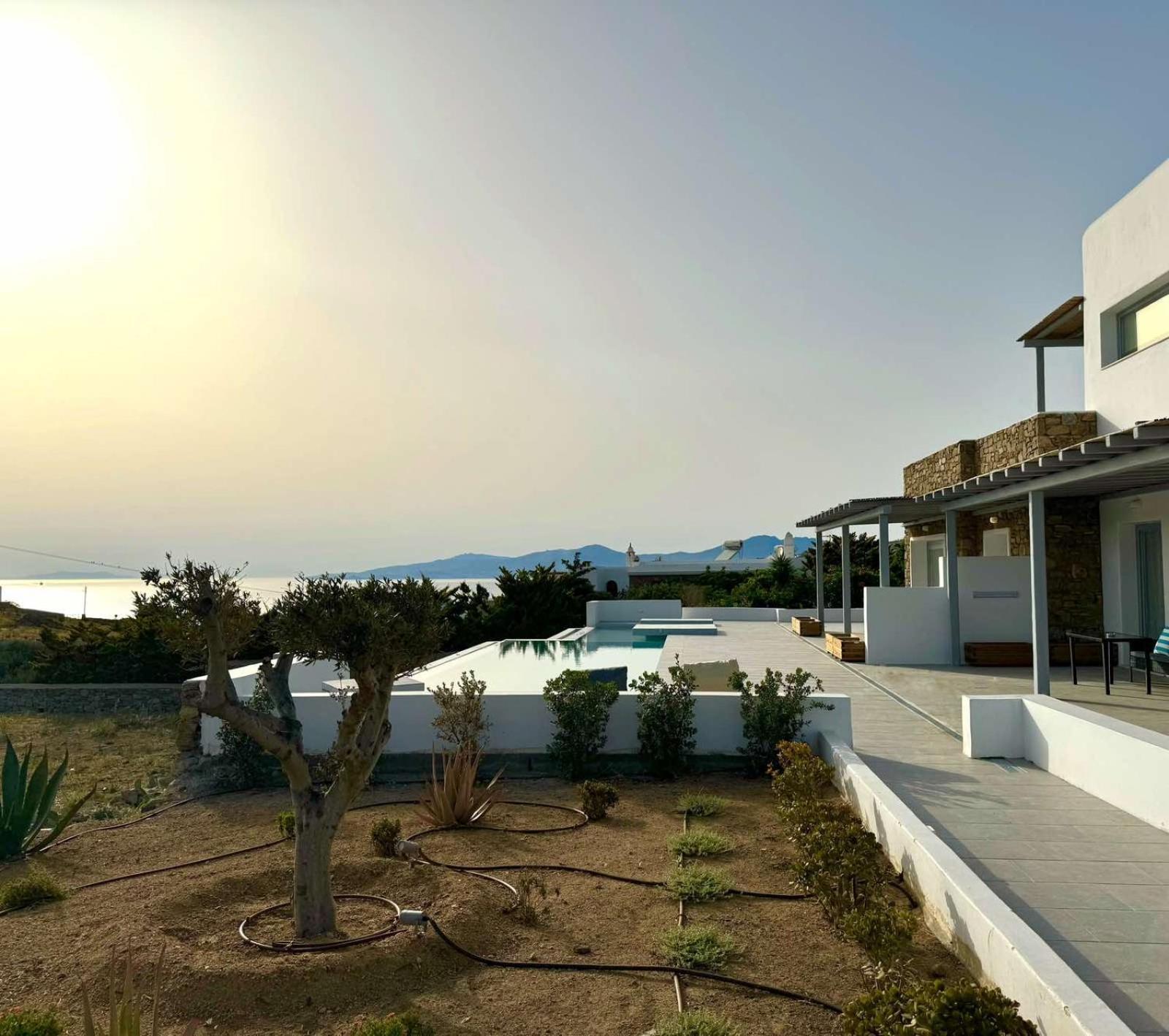 Almond Place Mykonos Town エクステリア 写真